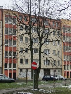 Gdynia, ul. Bohaterów Starówki Warszawskiej 8